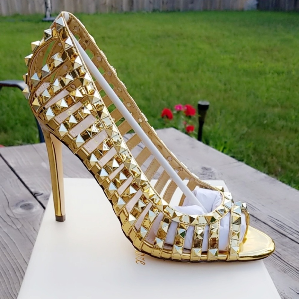 Golden Goddess
